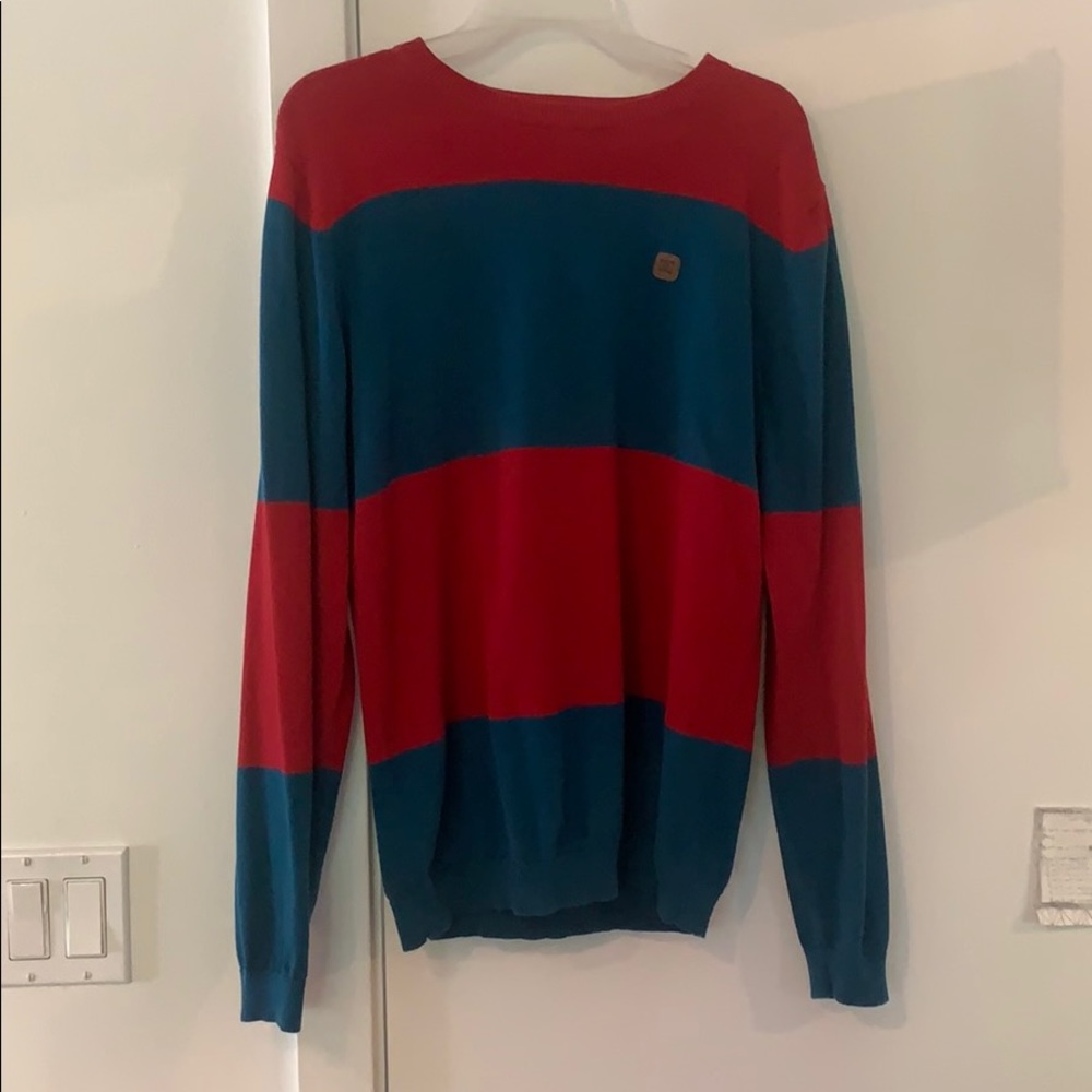 Long sleeve, striped